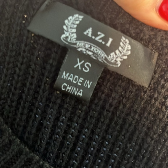 A.Z.I. Sweater Long Satin Look Sleeves Ruched Ties Buttons @ Back Size XS Black - Picture 8 of 10